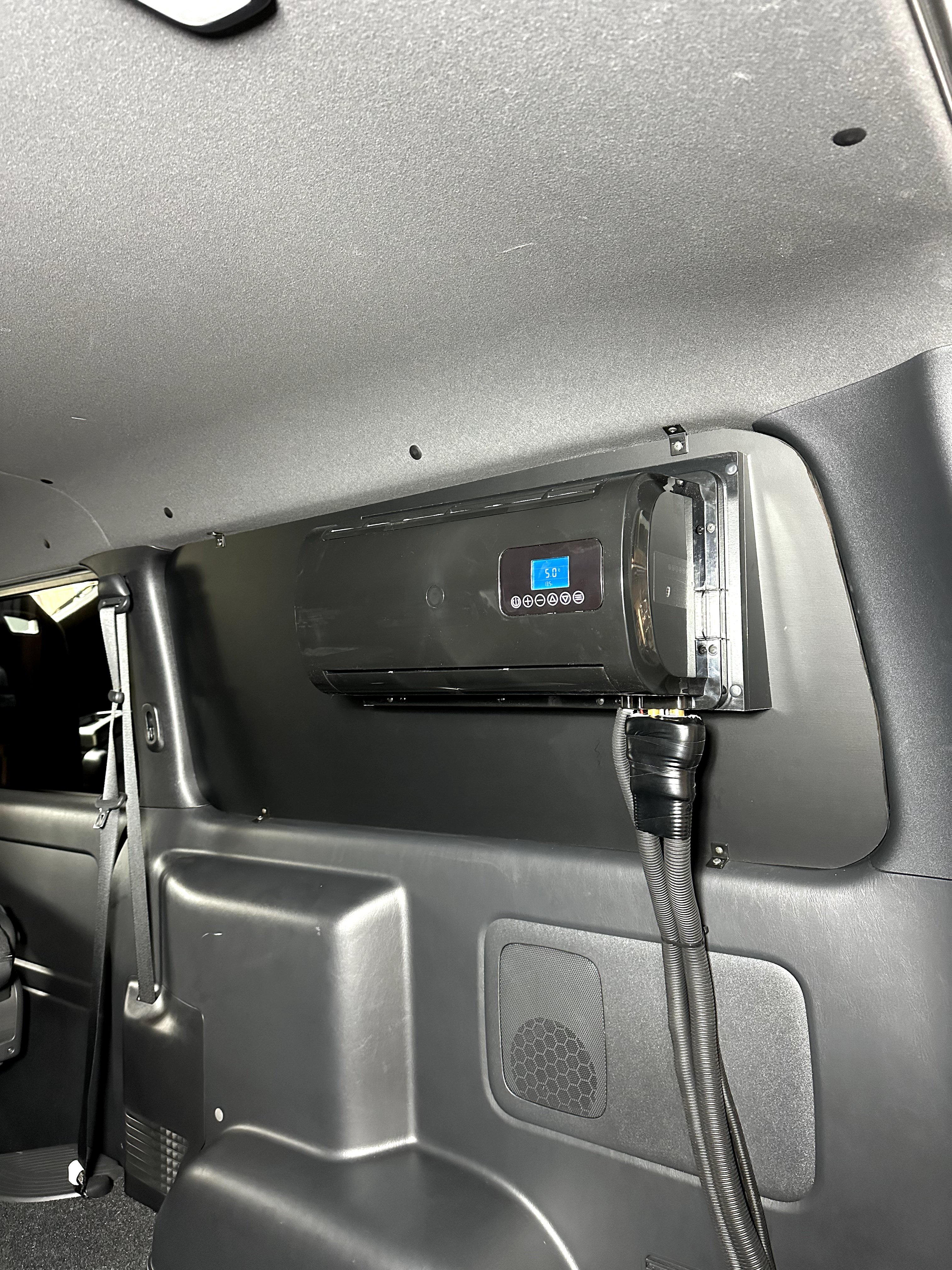 ハイエース 12Vエアコン 家具 施工後3 2026.03.19 | 86GARAGE