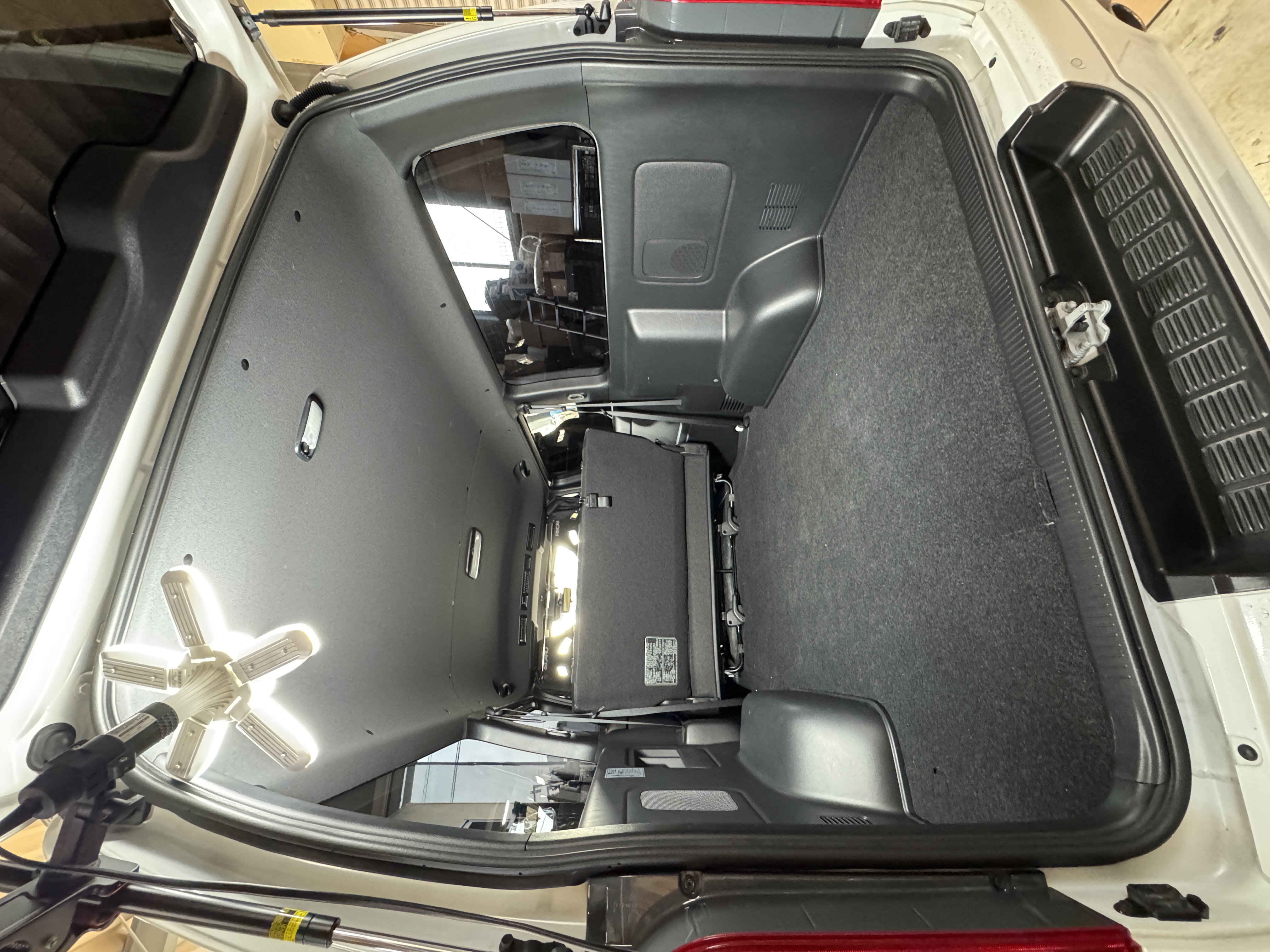 ハイエース 12Vエアコン 家具 施工前3 2026.03.19 | 86GARAGE