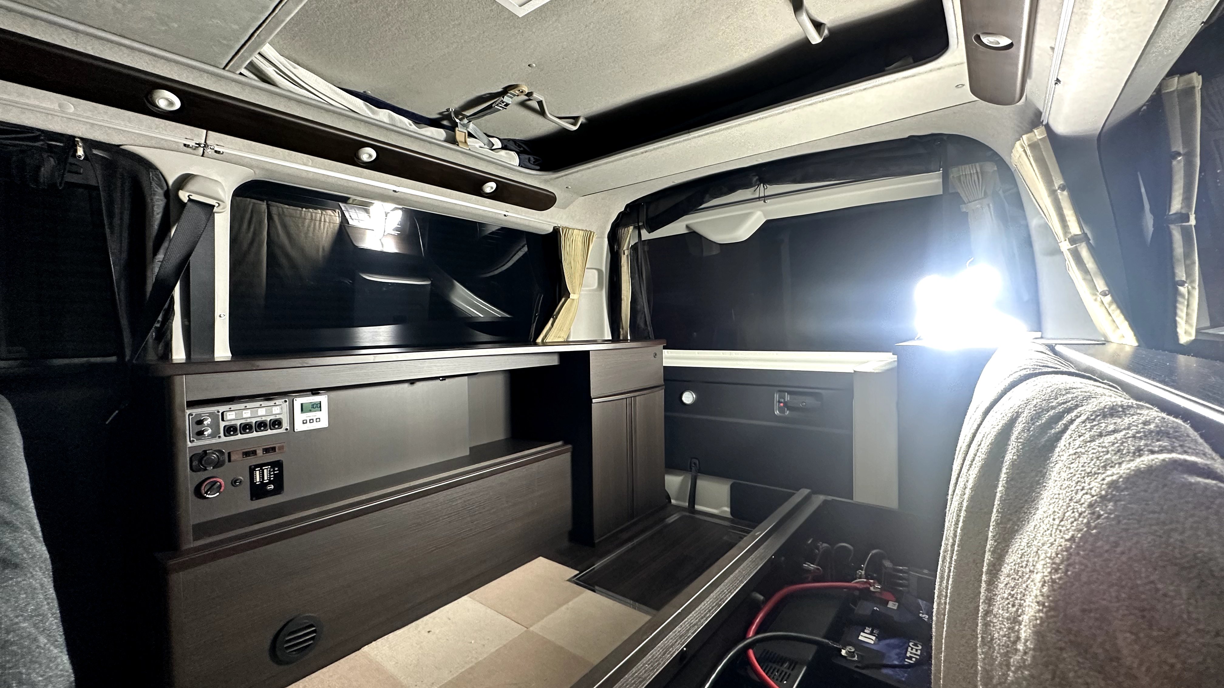 CG 12v車載エアコン キャンピングカー等に最適 ケイワークス製キャンピングカーに12Vエアコン後付け！TOYOTOMI
